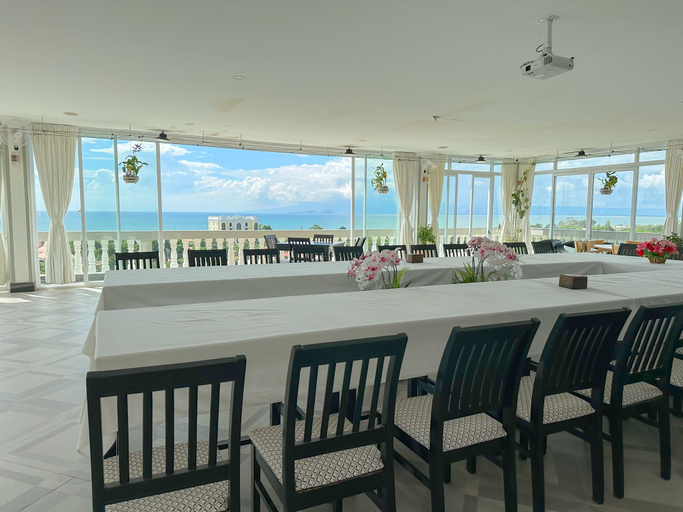 Food & Drinks 5, Summer Resort, Kaeb