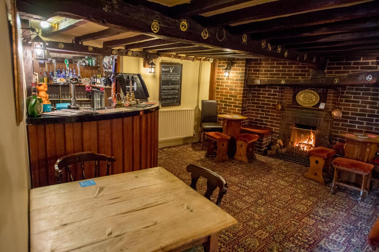5, The Black Horse Inn, Lincolnshire
