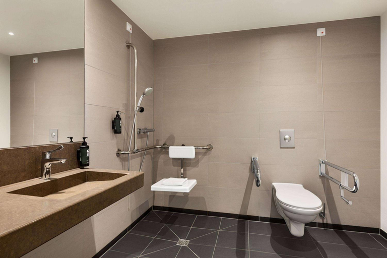 Bathroom 3