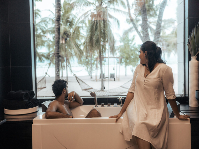 Bathroom 5, Sun Siyam Pasikudah, Koralai Pattu (Valachchenai)