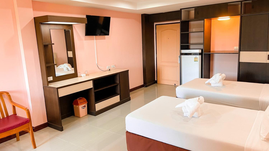 Bedroom 3, AA Pattaya Ville Hotel, Pattaya