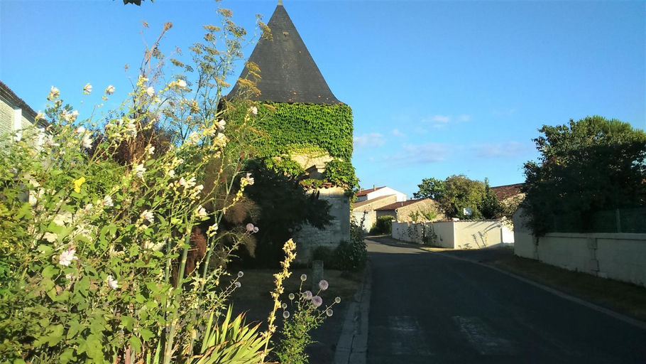 Others 2, Les Gites du Vigneron et Cd'h, Charente-Maritime