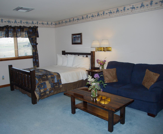 Others 5, Yellowstone Basin Inn, Park
