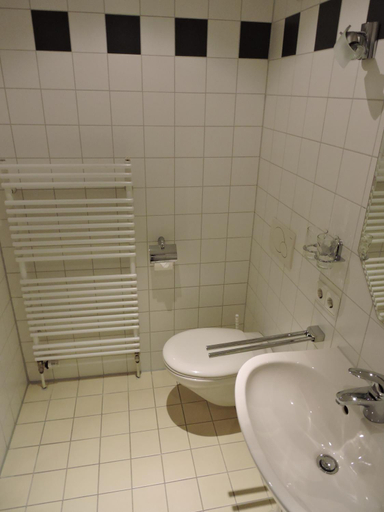 Bathroom 1, Hotel Restaurant Rössle, Calw