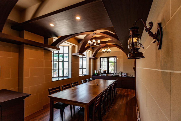 Food & Drinks 5, Hogwarts Castle Guest House, Yilan