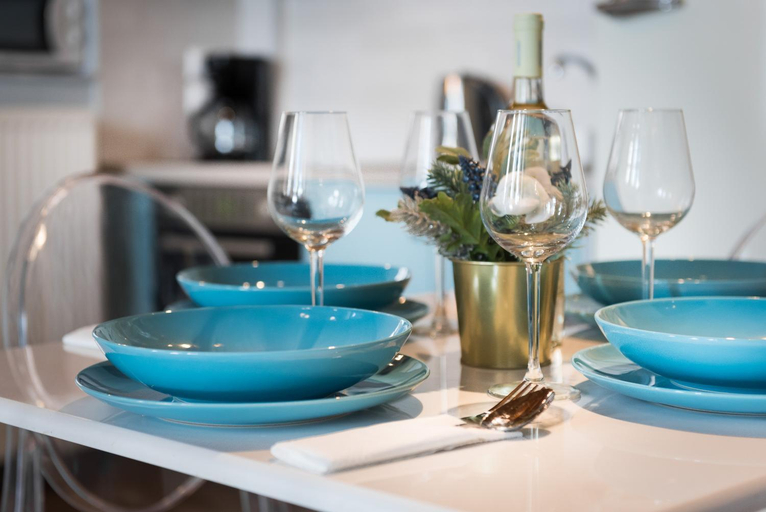 Food & Drinks, Mavrogenous Luxury Apartments, Peloponnese