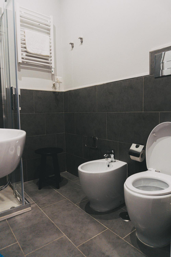 Bathroom 5, Terno su Napoli B&B, Napoli