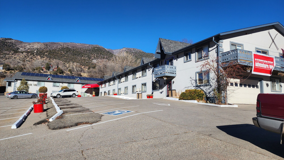 Exterior & Views 2, Adventure Inn - Glenwood Springs, Garfield
