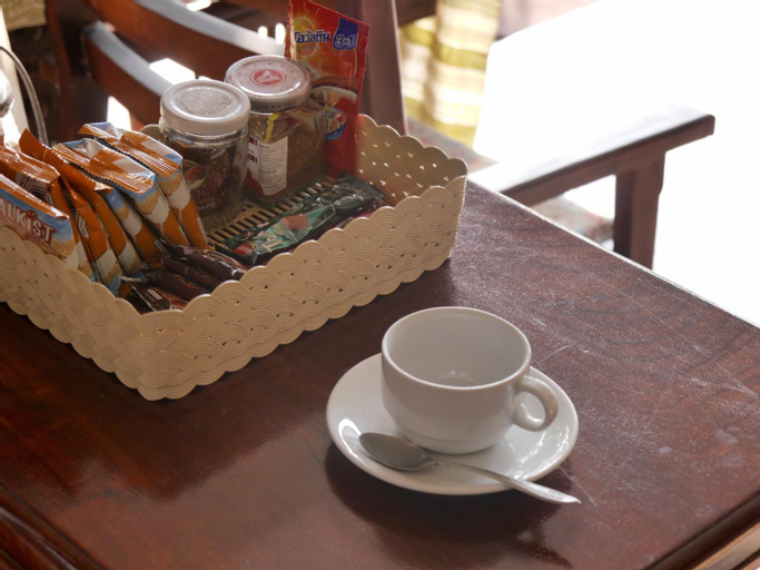 Food & Drinks 5, Pakdee House, Muang Udon Thani