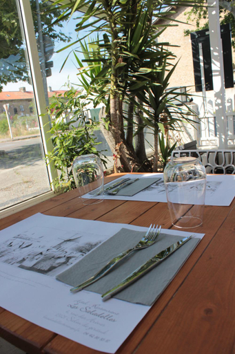 Food & Drinks 4, Les saladelles, Bouches-du-Rhône