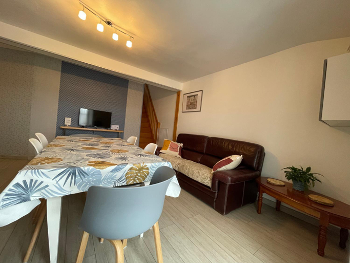 Others 5, Gite L'entre 2, 7personnes a COLOMBEY proche de Nigloland, Haute-Marne