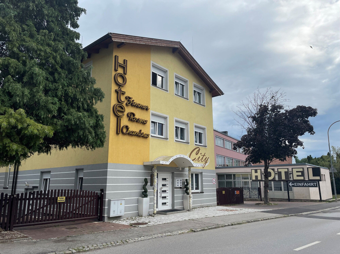 Exterior & Views 2, City Hotel Neunkirchen, Neunkirchen