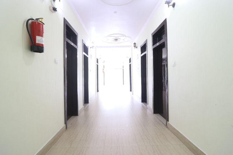 Others 5, Hotel Mandakini, Garhwal