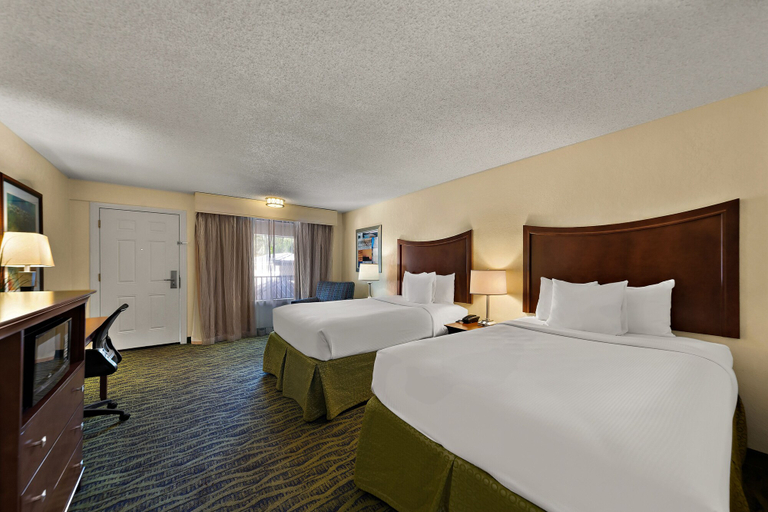 Bedroom 3, PaddleTail Waterfront Lodge, Trademark Collection by Wyndham, Citrus