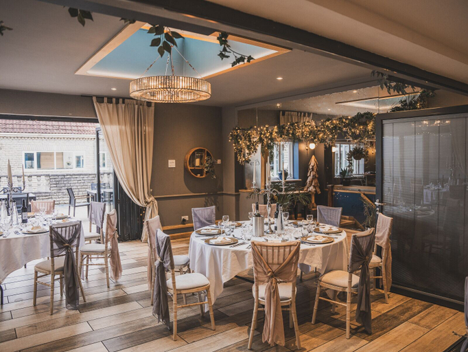 Food & Drinks 5, The Crossways, Somerset