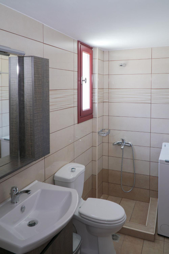 Bathroom 3, Anefanti, North Aegean