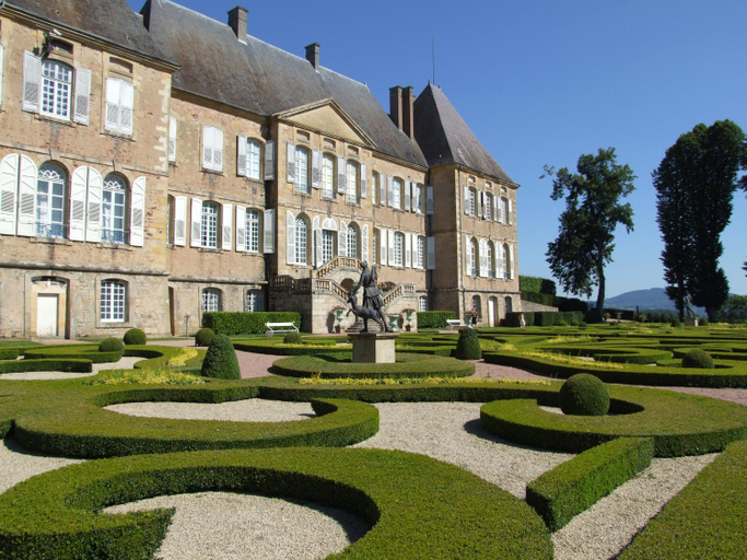 Others 5, Hotel de Bourgogne, Saône-et-Loire