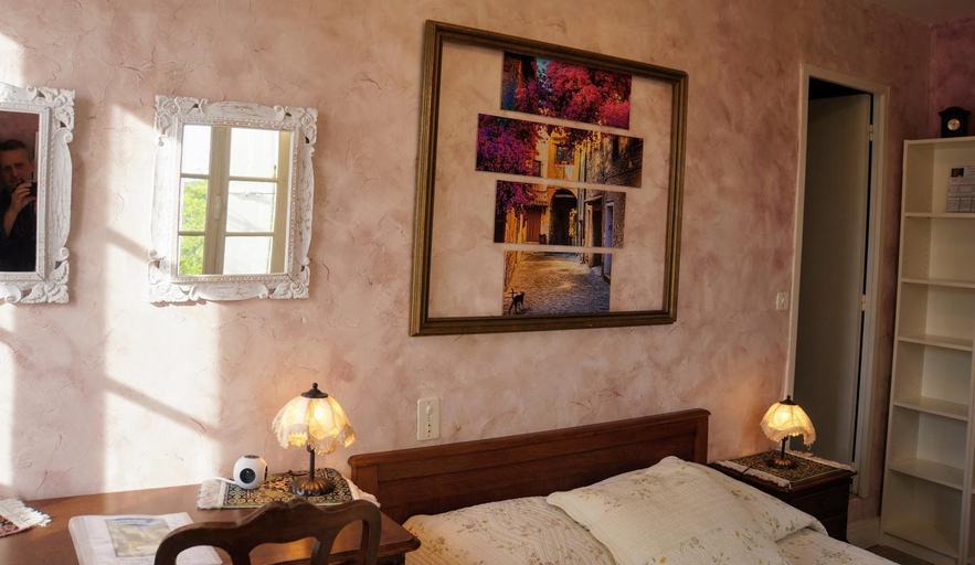 Bedroom, Maison du Manoir, Ardèche
