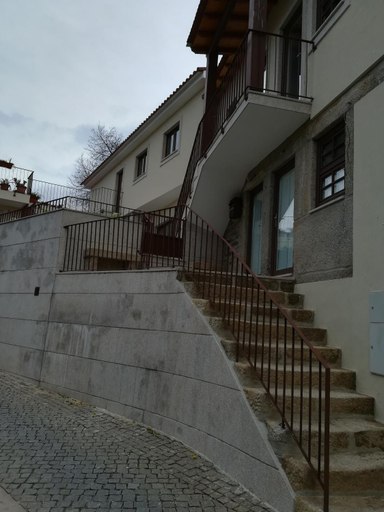 Others 5, Casa Sr. Chico, Arouca