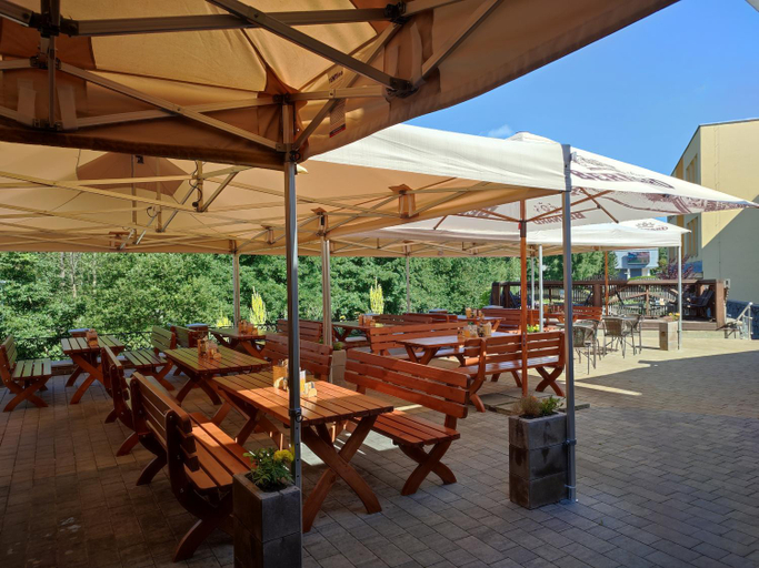 Food & Drinks 2, Nabrezni terasy, Žďár nad Sázavou
