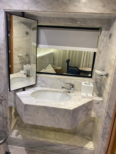 Bathroom 4, Nile Cruise Luxor&Aswon IncludingTours, Luxor