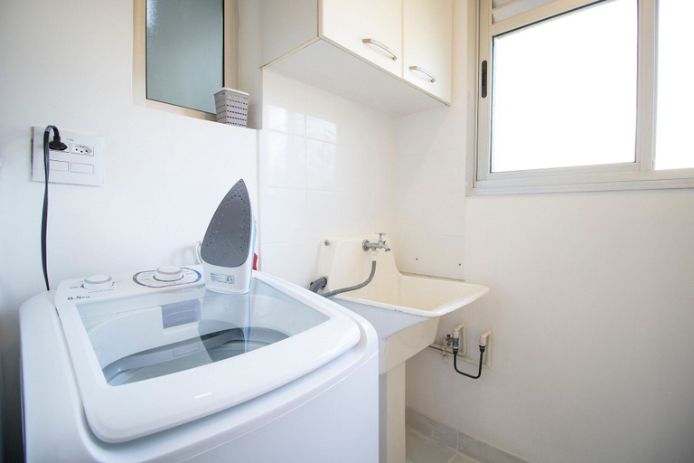 Bathroom 4, 3 Bedrooms - Modern - Close to the Mall, São Paulo