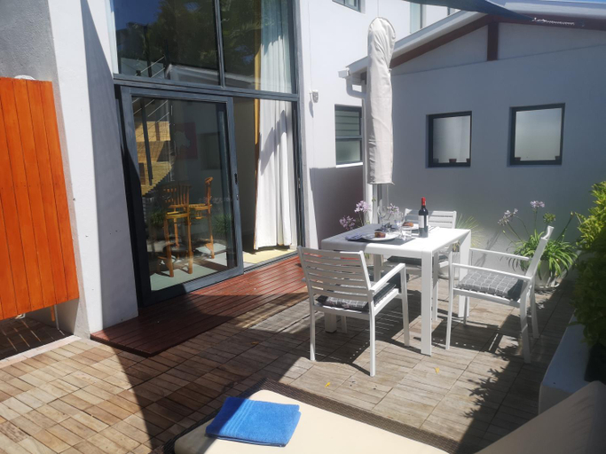 Others 3, Cape White Villa, City of Cape Town