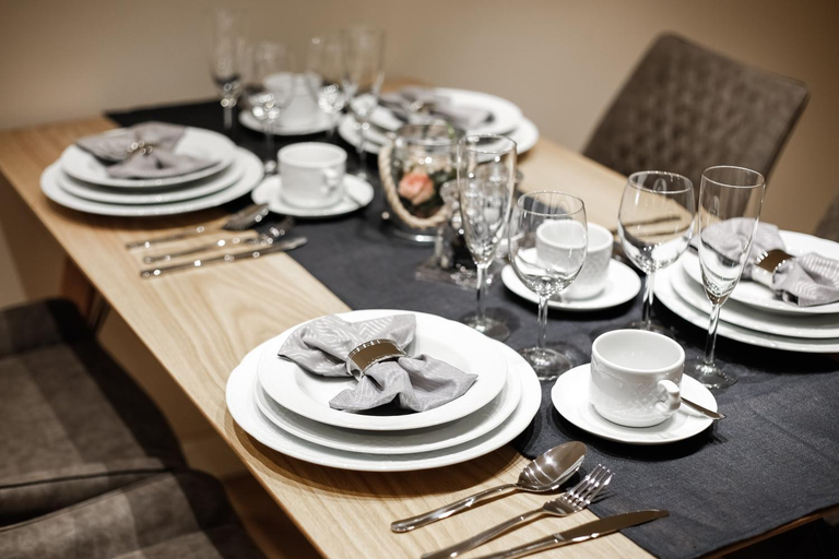Food & Drinks 4, Donhoff Residence, Pärnu