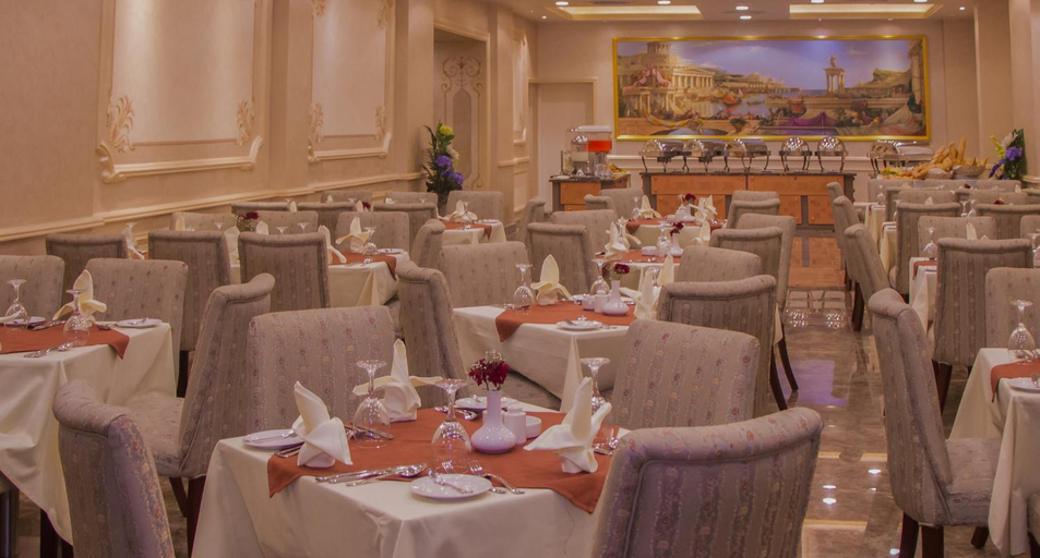 Food & Drinks 4, Golden Inn Hotel, Al-'Ajuzah