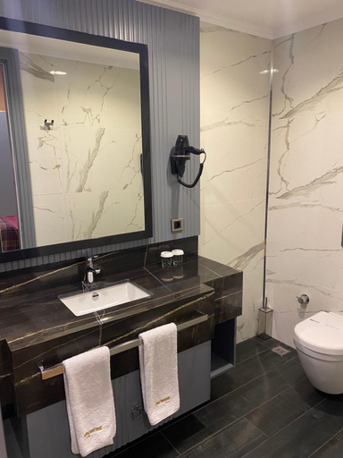 Bathroom 5, Bof Hotels Uludag Ski & Convention Resort, Kestel