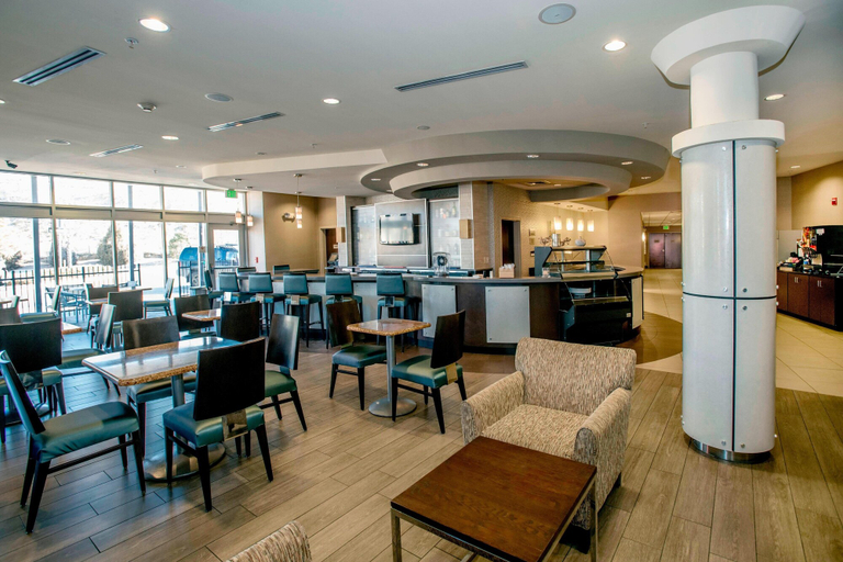 Food & Drinks 5, SpringHill Suites Pueblo Downtown, Pueblo