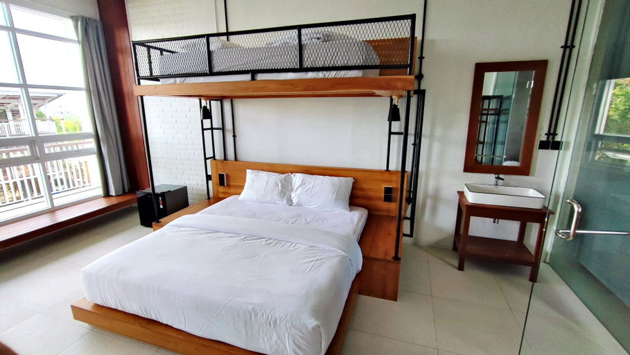 Bedroom 5