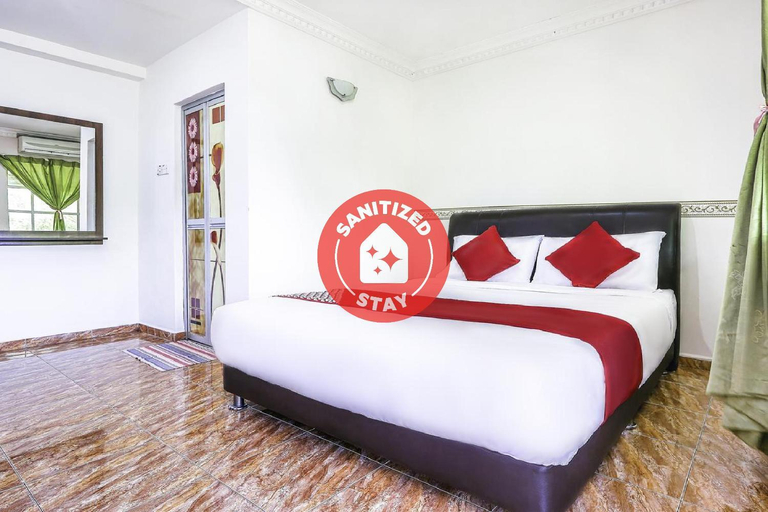 Bedroom 2, D Anjung Inn, Ledang