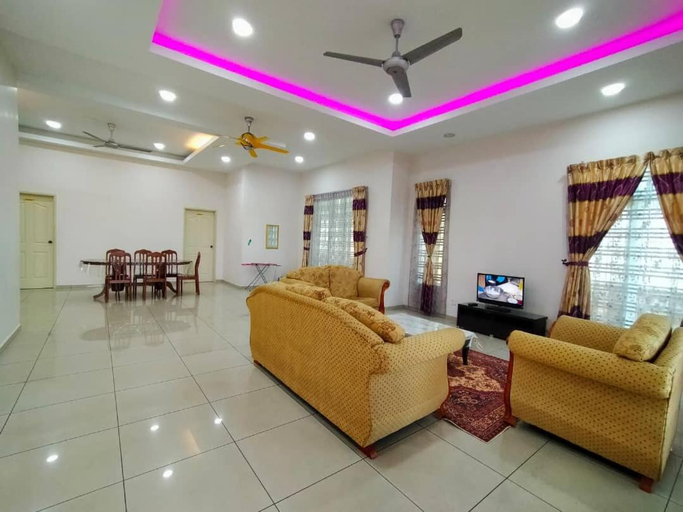 Others 5, D Anjung Inn, Ledang