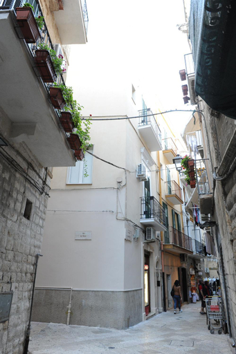 Others 4, Palazzo del Carmine, Bari