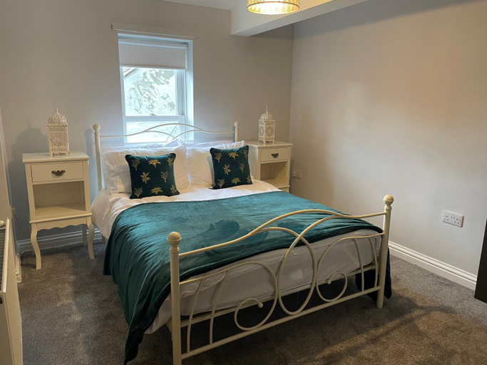 Others 2, Cosy two bedroom apartment, Durham