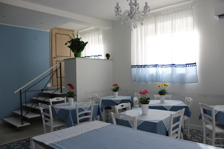 Food & Drinks 4, IL GIARDINO DEI GLICINI, Napoli