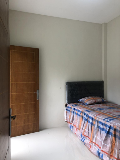 Bedroom 2, Villa keluarga cemara, Malang
