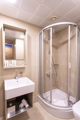 Bathroom 5, Radisson Hotel Istanbul Sultanahmet, Fatih