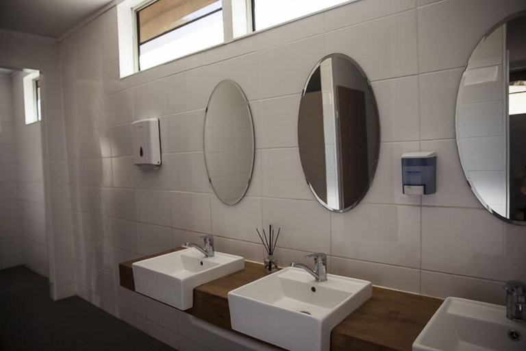 Bathroom 4, Turon Gates - Mountain Retreat, Lithgow