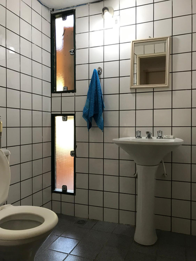 Bathroom 1, Pousada Soyndara, São Thomé das Letras