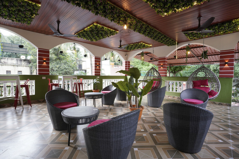 Food & Drinks 5, Palm Springs Beach Resort - Gorai, Mumbai Suburban