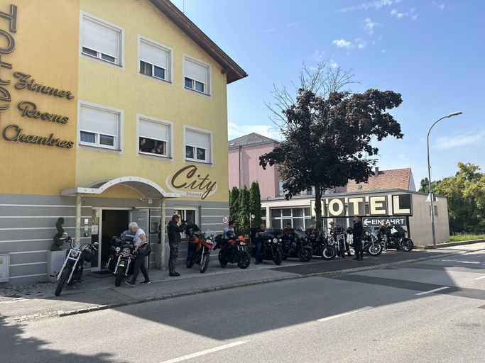 Exterior & Views 2, City Hotel Neunkirchen, Neunkirchen