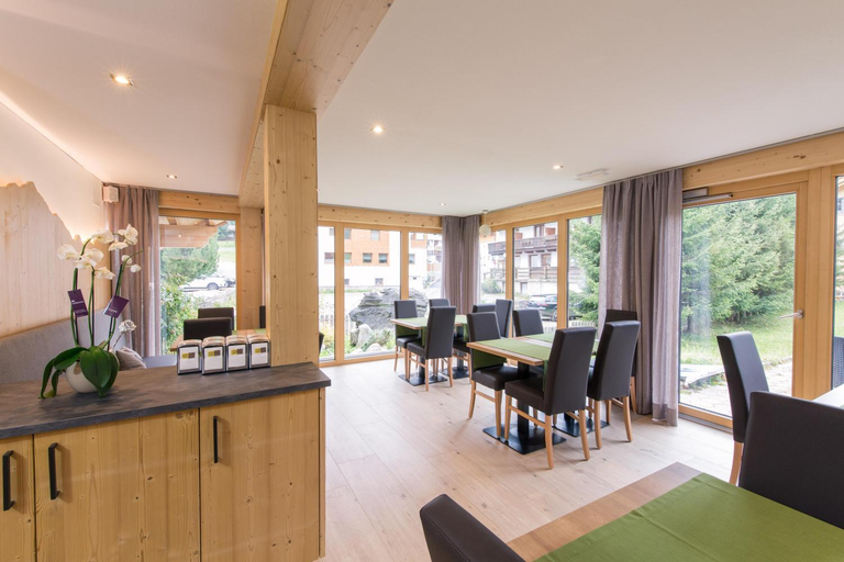 Others 5, Apparthotel Marteshof, Bolzano