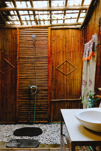 Bathroom 5, Chez Beo Homestay, Hoa Lư