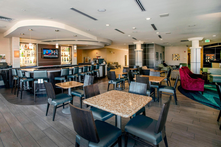 Food & Drinks 5, SpringHill Suites Pueblo Downtown, Pueblo
