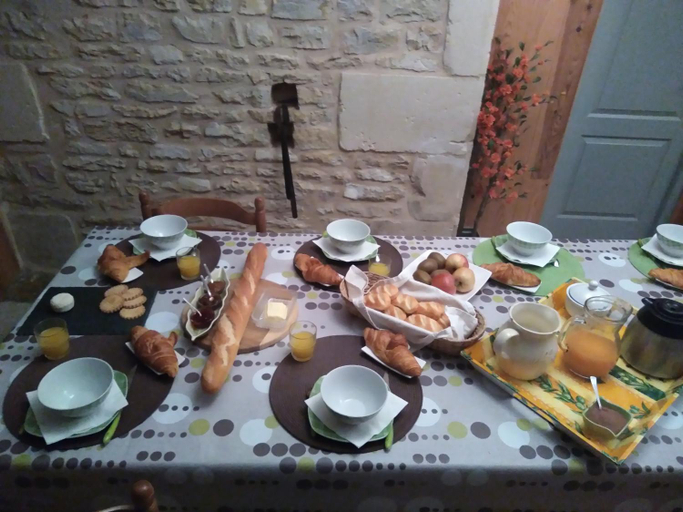 Others 3, les tourterelles, Vienne