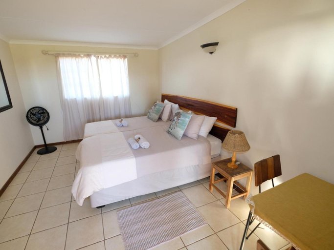 Bedroom, Duwisib Guest Farm, Gibeon