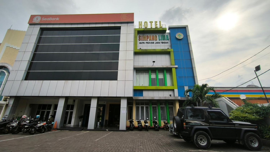 Hotel Simpang Lima Semarang, Semarang