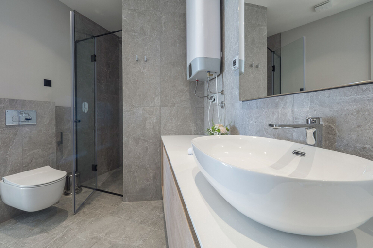Bathroom 5, Sea Star Budva